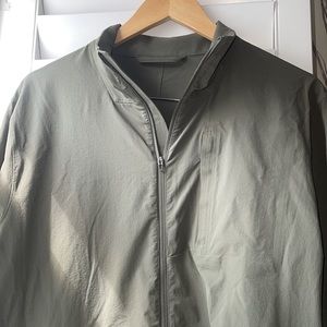 Lululemon expeditionist jacket large